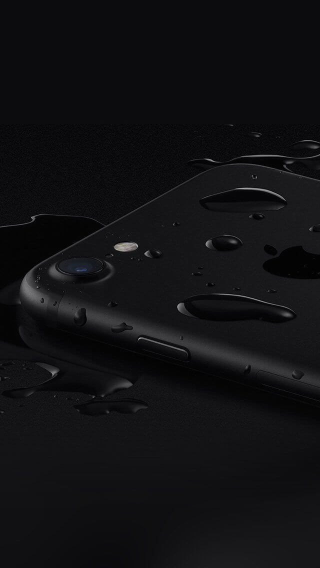 black-water-resistant-apple-art-illustration-iphone-5