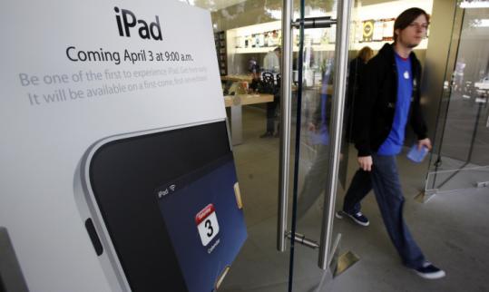 Продажи iPad преодолели полумиллионный рубеж. Продажи iPad преодолели полумиллионный рубеж. Фото.