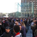 Дождались: iPad поступил в продажу в США. Дождались: iPad поступил в продажу в США. Фото.