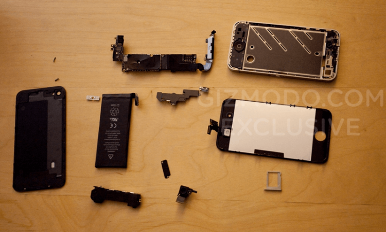 Новый iPhone оснащен более мощной батареей. Новый iPhone оснащен более мощной батареей. Фото.
