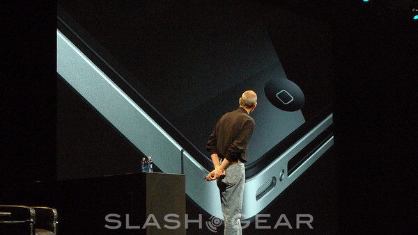 WWDC ’10: Apple представила iPhone четвертого поколения. WWDC ’10: Apple представила iPhone четвертого поколения. Фото.
