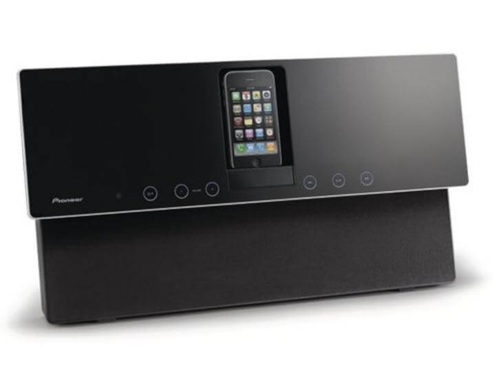 Pioneer представила настенную док-станцию для iPod Touch. Pioneer представила настенную док-станцию для iPod Touch. Фото.
