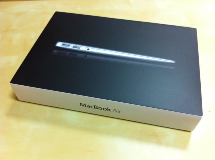 Обзор нового поколения MacBook Air 2010 года. Обзор нового поколения MacBook Air 2010 года. Фото.