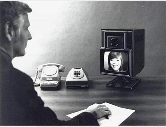 Ретро FaceTime. Ретро FaceTime. Фото.