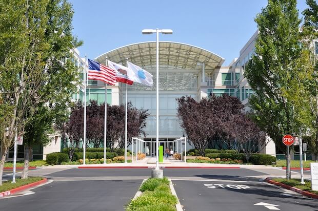 Apple отменяет отпуска для сотрудников. Apple отменяет отпуска для сотрудников. Фото.