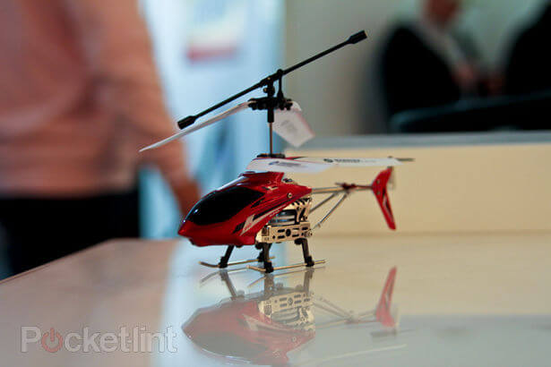 apptoyz-rc-helicopter-cars-iphone-6 apptoyz-rc-helicopter-cars-iphone-6