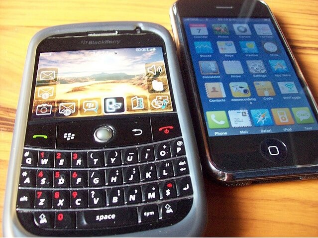 iPhone может потеснить BlackBerry iPhone может потеснить BlackBerry