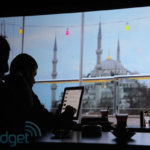 Трансляция iPad 2 в картинках. Фото.