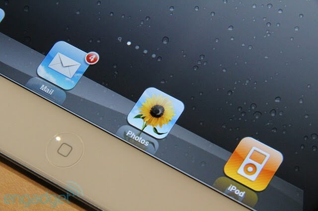 20110302-11282077-ipad-hands-img4775 20110302-11282077-ipad-hands-img4775