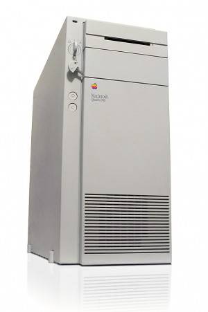 Компьютеры Apple от альфы до омеги. Часть 13. Macintosh Quadra 700 и 900