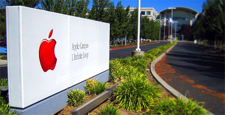 Сомнительная попытка повлиять на акции Apple фактом замедления роста Foxconn. Сомнительная попытка повлиять на акции Apple фактом замедления роста Foxconn. Фото.