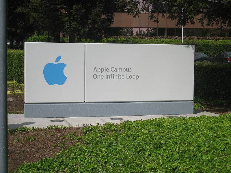 Забудьте Google, это Apple превращается в «империю зла». Забудьте Google, это Apple превращается в «империю зла». Фото.