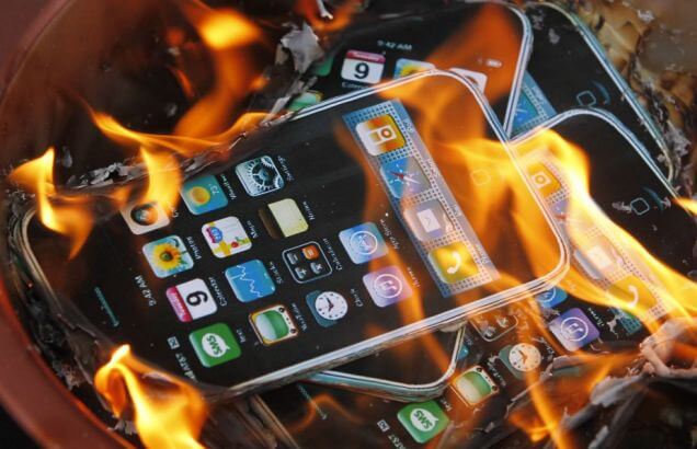 Виновна ли Apple в китайских суицидах? Виновна ли Apple в китайских суицидах? Фото.