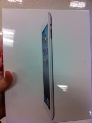 Продажи iPad 2 начались в США. Продажи iPad 2 начались в США. Фото.