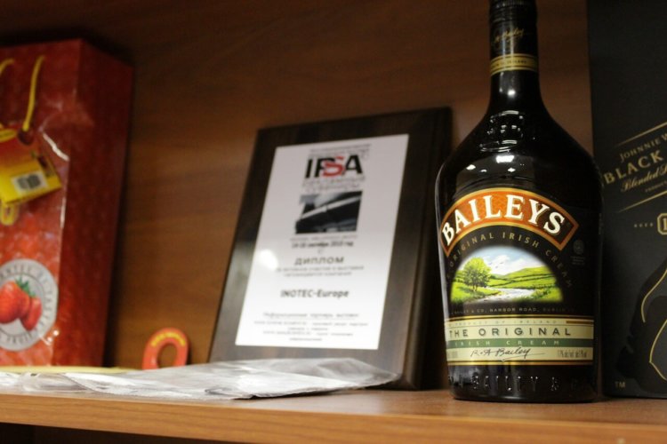 Baileys, Black Label и диплом