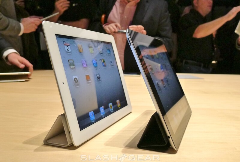 ipad-2-smartcovers-hands-on-demo17-slashgear