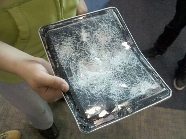 Вскрытие покажет: iPad 2 Wi-Fi. Вскрытие покажет: iPad 2 Wi-Fi. Фото.