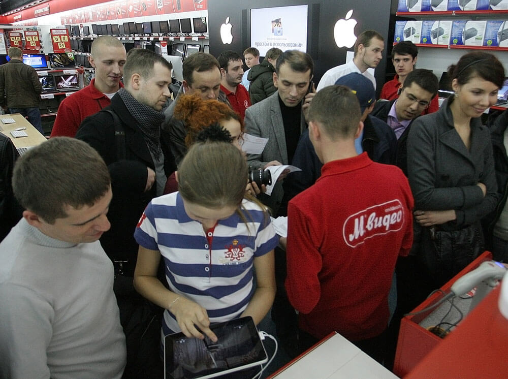 В России начинаются «тест-драйвы» iPad 2. В России начинаются «тест-драйвы» iPad 2. Фото.