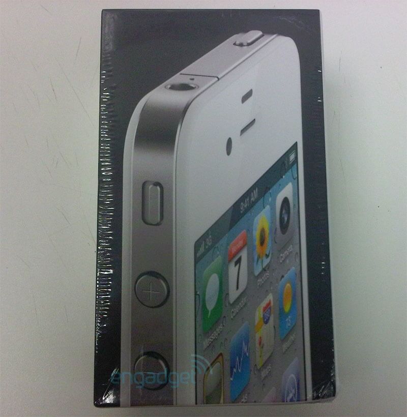 Белый iPhone 4 уже поступил в продажу в Великобритании? Белый iPhone 4 уже поступил в продажу в Великобритании? Фото.