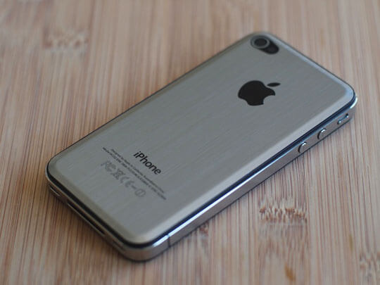Слухи: Серийное производство iPhone 5 начнется в сентябре. Слухи: Серийное производство iPhone 5 начнется в сентябре. Фото.