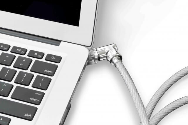 Apple может заработать до 2,2 млрд. долларов США на MacBook Air 2010. Apple может заработать до 2,2 млрд. долларов США на MacBook Air 2010. Фото.