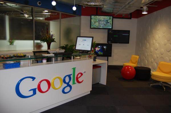 Google подтвердил начало расследования FTC в отношении его поискового и рекламного бизнеса. Google подтвердил начало расследования FTC в отношении его поискового и рекламного бизнеса. Фото.