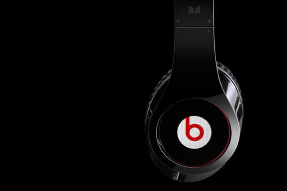 НТС собирается инвестировать в Beats Electronics $300 миллионов. НТС собирается инвестировать в Beats Electronics $300 миллионов. Фото.