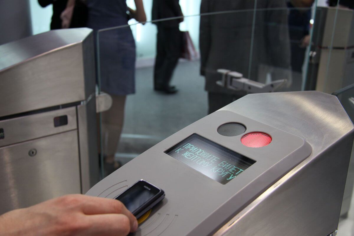 Visa Inc. займется внедрением мобильных платежей. Visa Inc. займется внедрением мобильных платежей. Фото.