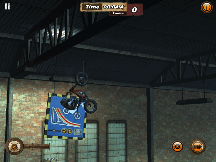 Xtreme Trials — всад… триальщик без головы. Фото.