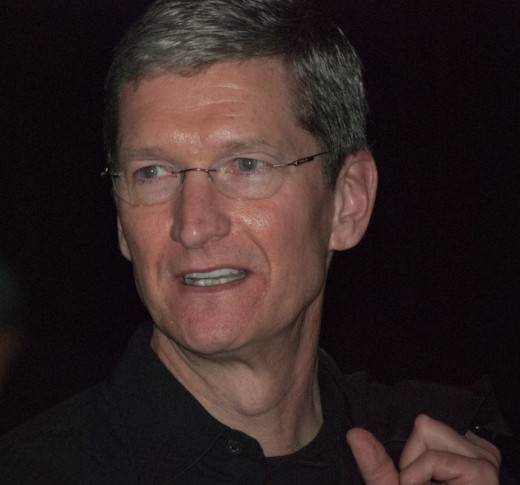 Геи приветствуют назначение Тима Кука на пост главы Apple