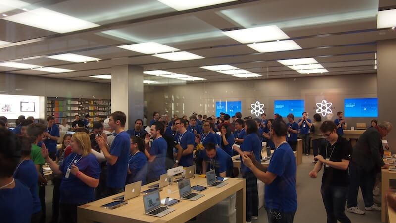 Итог сентябрьского квартала – семь новых розничных магазинов Apple. Итог сентябрьского квартала – семь новых розничных магазинов Apple. Фото.