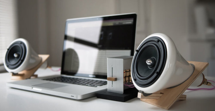 ceramic_speakers_macbook ceramic_speakers_macbook