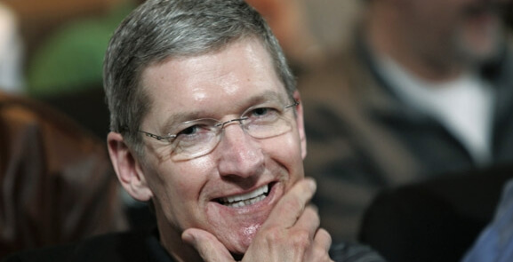 Тим Кук слегка меняет Apple Тим Кук слегка меняет Apple