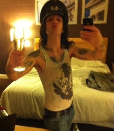 Mickey_Avalon-e1325749175130-487x560 Mickey_Avalon-e1325749175130-487x560