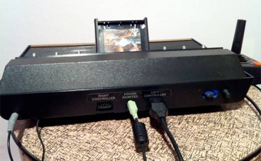 atari_2600_iphone_dock_2 atari_2600_iphone_dock_2