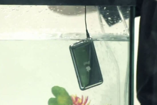 iPod-in-water-thumb-550xauto-81195 iPod-in-water-thumb-550xauto-81195