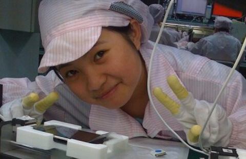 Chinesse Worker Apple Chinesse Worker Apple