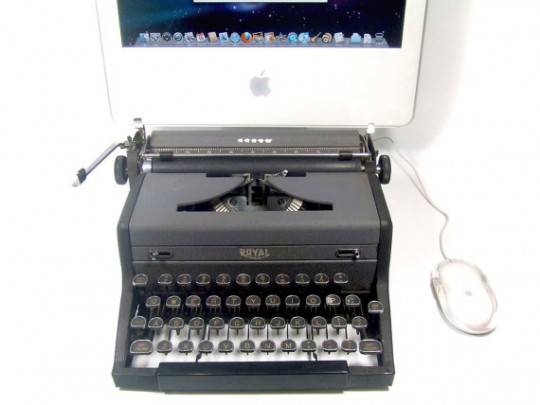 Док-станция USB Typewriter Computer Keyboard - 2 Док-станция USB Typewriter Computer Keyboard - 2