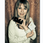 [Конкурс] Второй тур. Выиграй моддинговый iPhone 4S от ЭтоСервис и Appleinsider.ru. Второй тур — «Размер имеет значение». Фото.