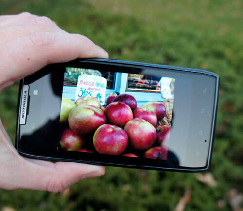 Apple наносит Motorola очередной удар. Фото.