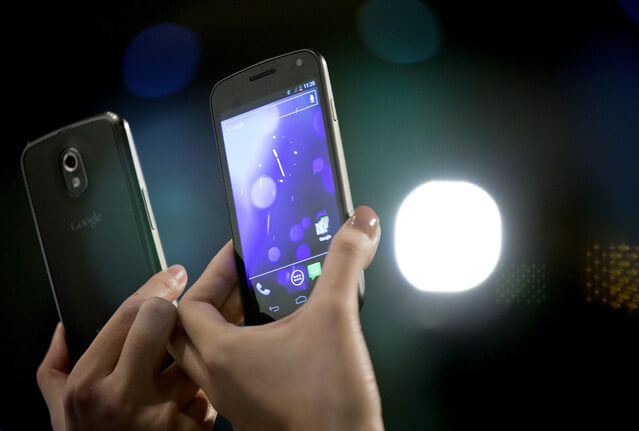 Смартфон Google Nexus Смартфон Google Nexus