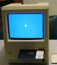 Стив Возняк решил продать свой прототип Macintosh 128K? Фото.