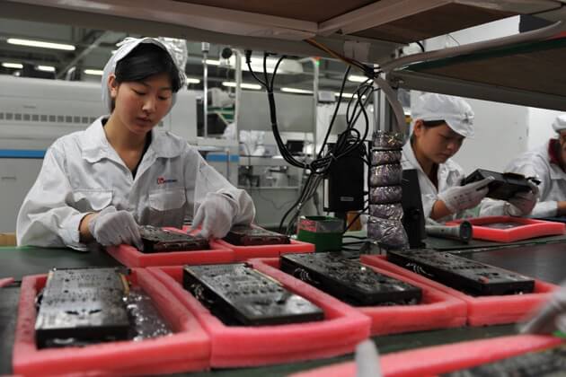 foxconn-workers foxconn-workers