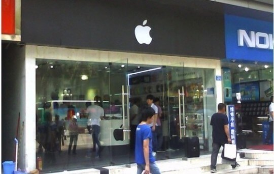 Apple против пиратства в Китае. Фото.