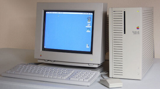 Apple Macintosh Quadra 700 Apple Macintosh Quadra 700