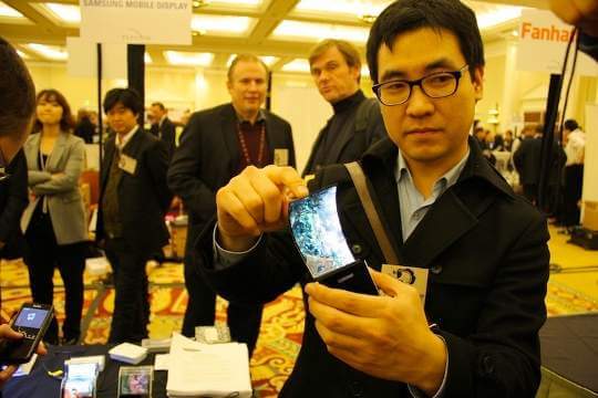 Гибкий дисплей Samsung Гибкий дисплей Samsung
