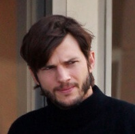 Фотографии Эштона Катчера в одежде Стива. Фото.