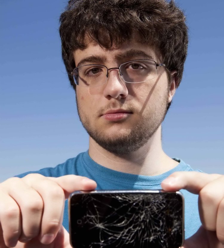 История джейлбрейка. Comex вступает в игру. 2010 год. Фото.