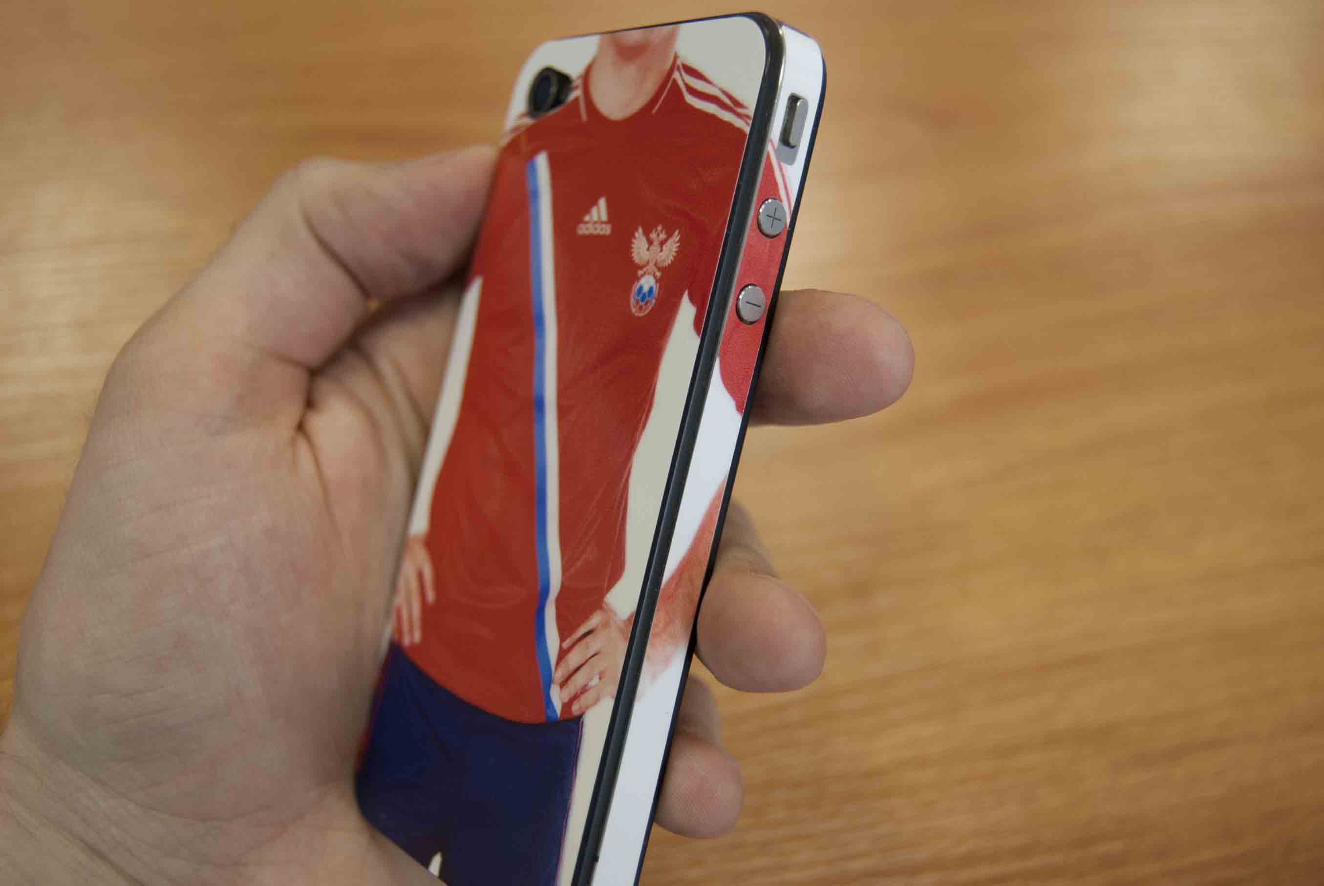 8 8