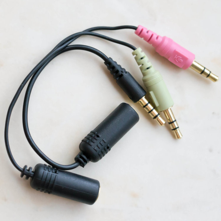 4 Adapters 4 Adapters